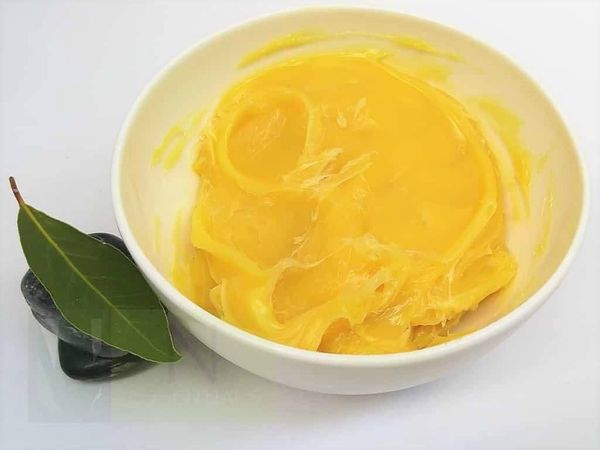 Lanolin là gì? Vì sao nói lanolin là “người tình” của làn da khô?